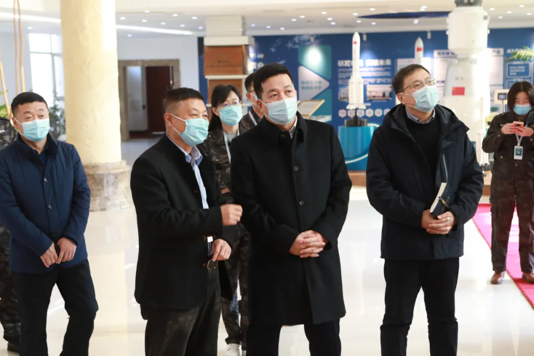 何庆伟吕德斌